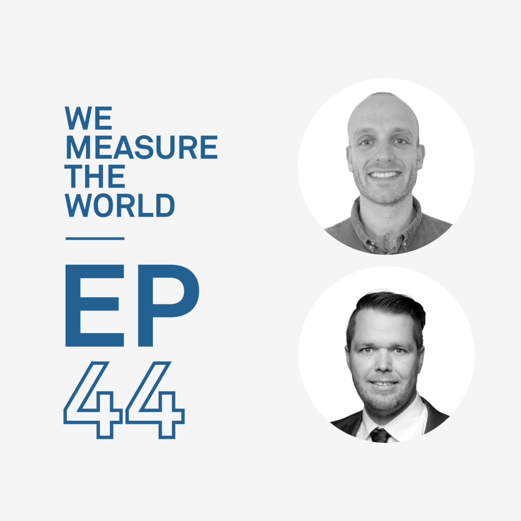 A photo of Kai-Julien Hendler and Christoph Verschaffel-Drefke next to the words We Measure the World EP 44